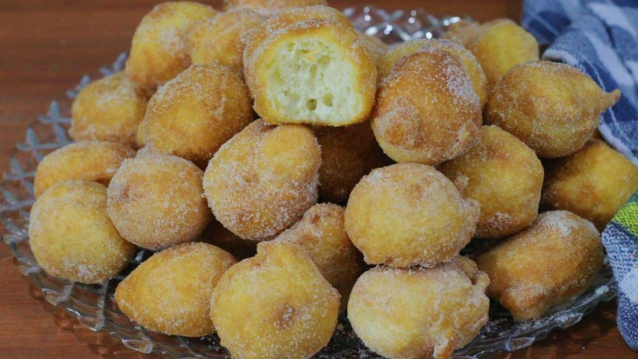 Bolinho de Chuva Fofinho e Sequinho – Receita fácil com sabor de infância