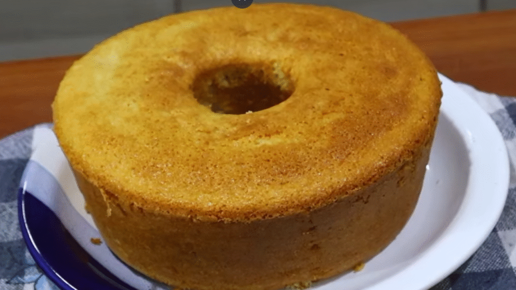 Aprenda como fazer seu bolo não solar com dicas de culinária simples e práticas. Receita fácil para deixar qualquer bolo fofinho e perfeito.