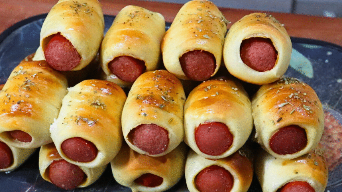 Enroladinho de Salsicha Fofinho – Receita Fácil e Deliciosa