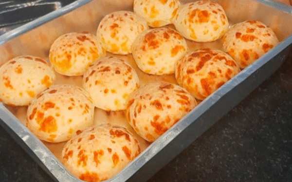 Pão de Queijo Mineiro – Receita Fofinha com Casquinha Crocante