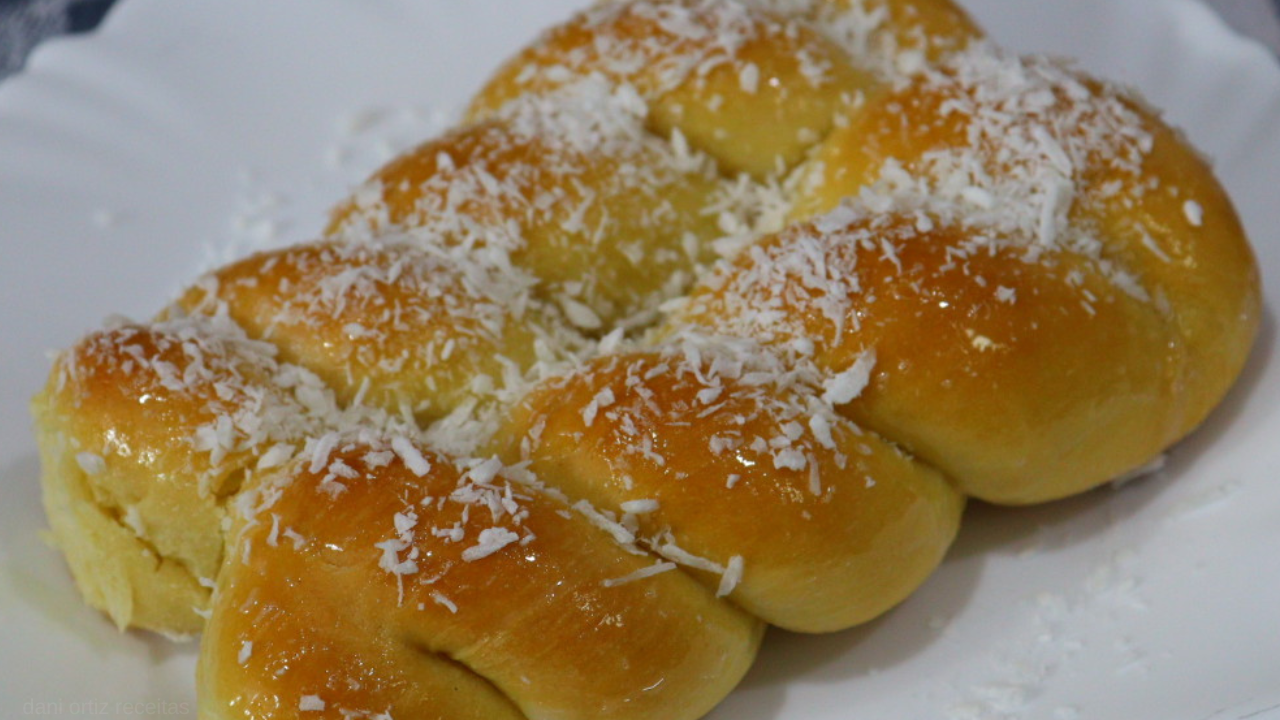 Pão Caseiro Rosca Nuvem: Receita Fácil e Econômica