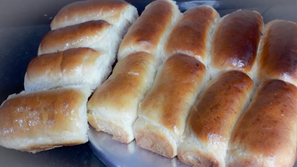 Receita fácil de pão caseiro macio, econômico e perfeito para o café da tarde 1 Pão caseiro