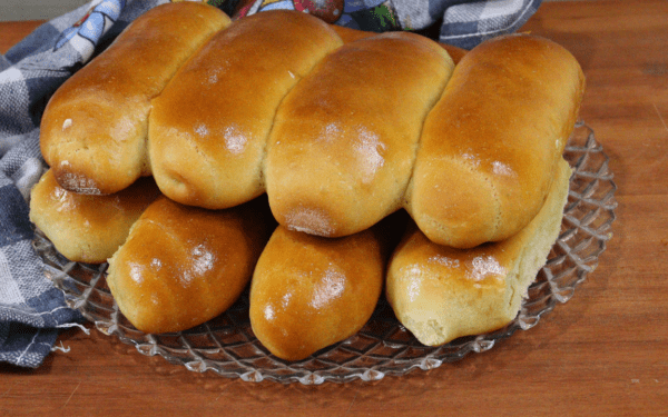 Pão de Cachorro-Quente Caseiro Fofinho para Seu Hot Dog