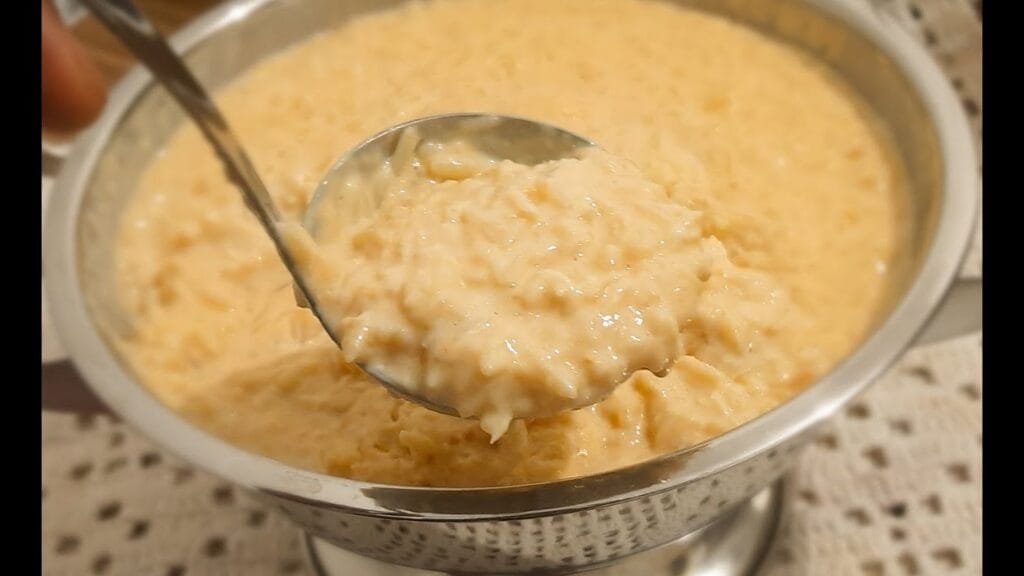 arroz doce com doce de leite