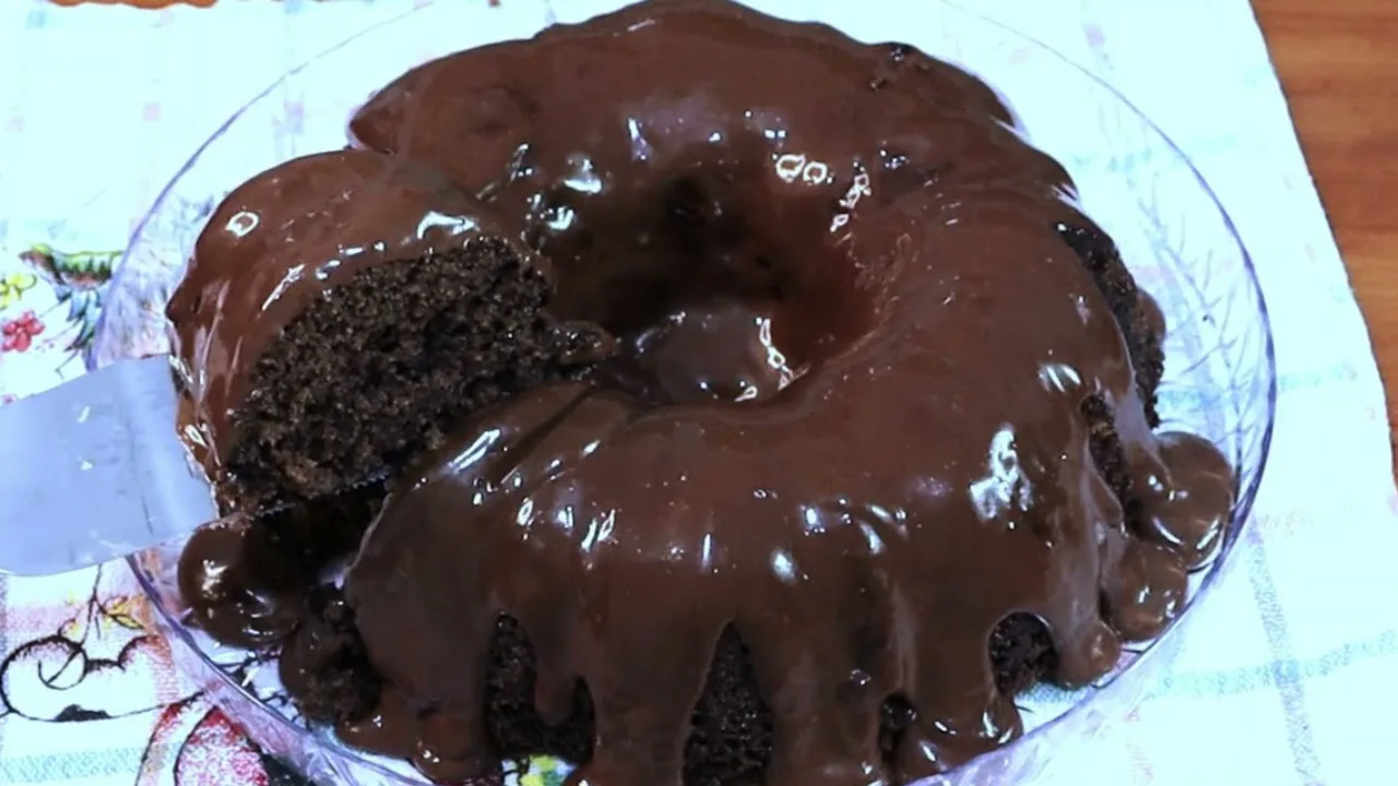 Como Fazer um Bolo de Café Perfeito e Simples
