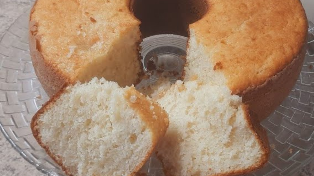 bolo simples fofinho com iogurte