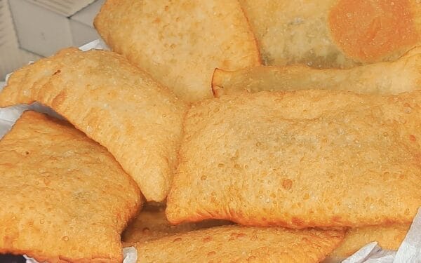 🥟 Receita de Pastel de Feira: Crocante e Delicioso!